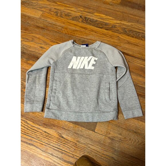 Nike Other - Nike Boys Size 7
